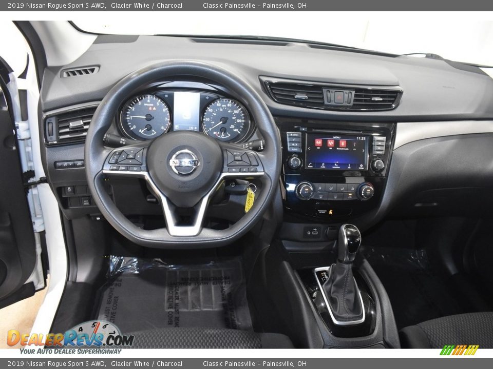 2019 Nissan Rogue Sport S AWD Glacier White / Charcoal Photo #12