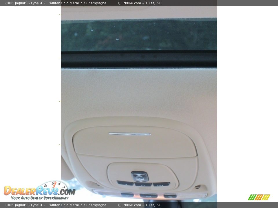 2006 Jaguar S-Type 4.2 Winter Gold Metallic / Champagne Photo #23