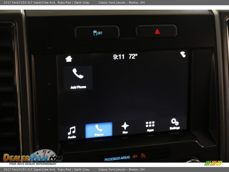 Controls of 2017 Ford F150 XLT SuperCrew 4x4 Photo #12