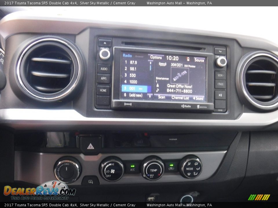2017 Toyota Tacoma SR5 Double Cab 4x4 Silver Sky Metallic / Cement Gray Photo #3