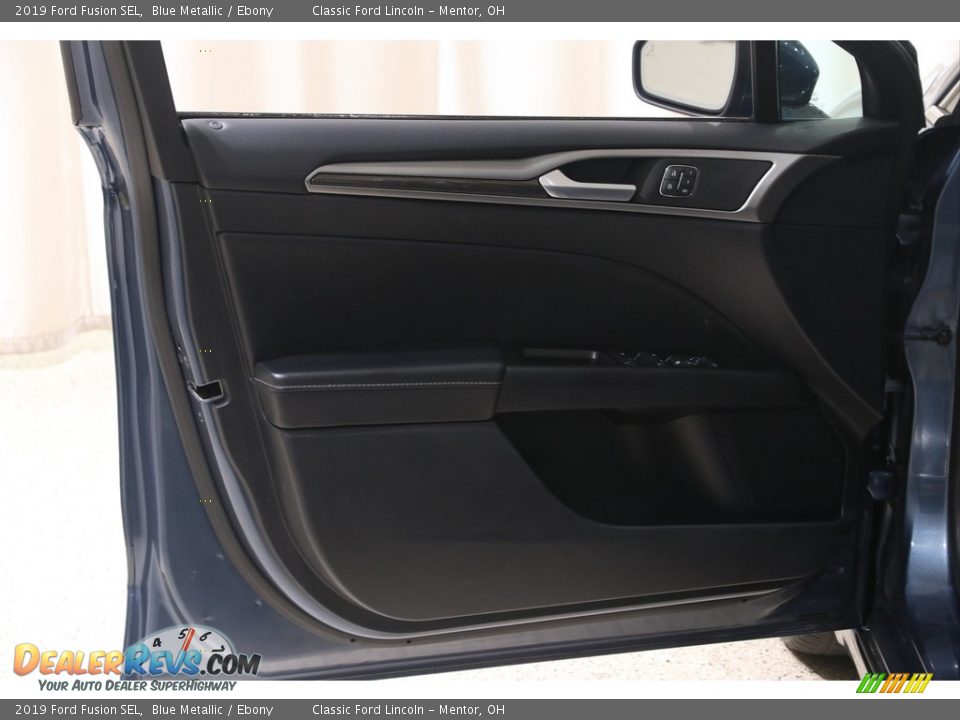 2019 Ford Fusion SEL Blue Metallic / Ebony Photo #4