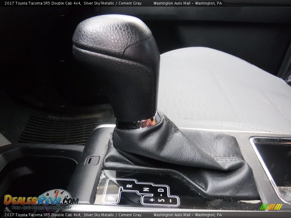 2017 Toyota Tacoma SR5 Double Cab 4x4 Silver Sky Metallic / Cement Gray Photo #22