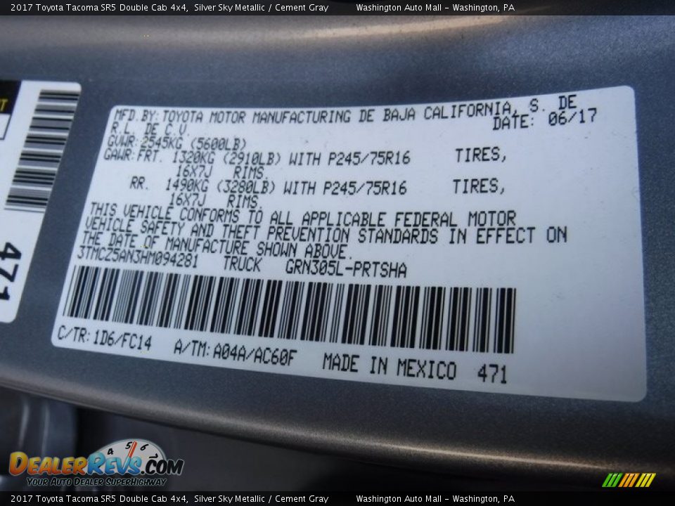 2017 Toyota Tacoma SR5 Double Cab 4x4 Silver Sky Metallic / Cement Gray Photo #27