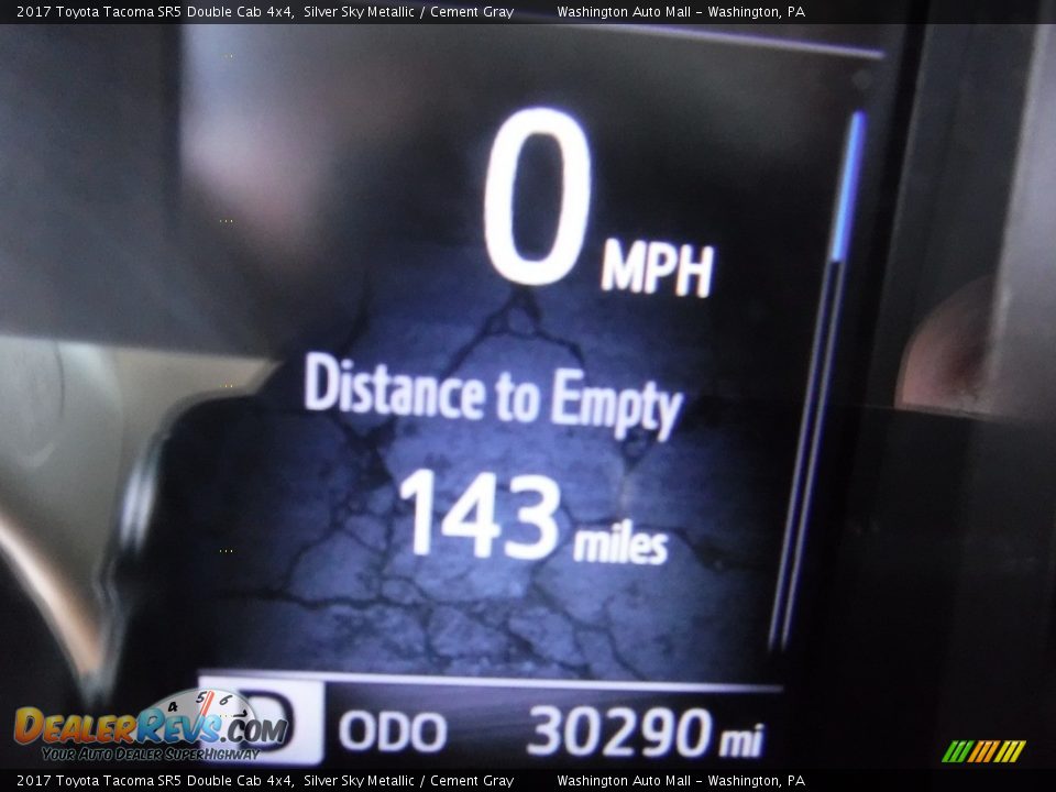 2017 Toyota Tacoma SR5 Double Cab 4x4 Silver Sky Metallic / Cement Gray Photo #28