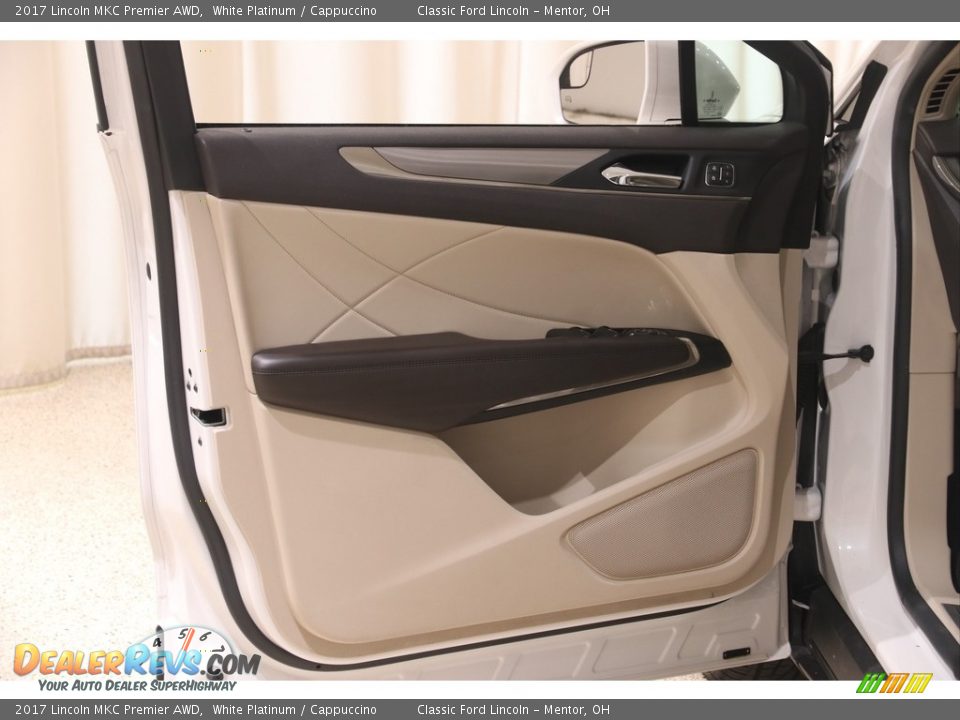 2017 Lincoln MKC Premier AWD White Platinum / Cappuccino Photo #4