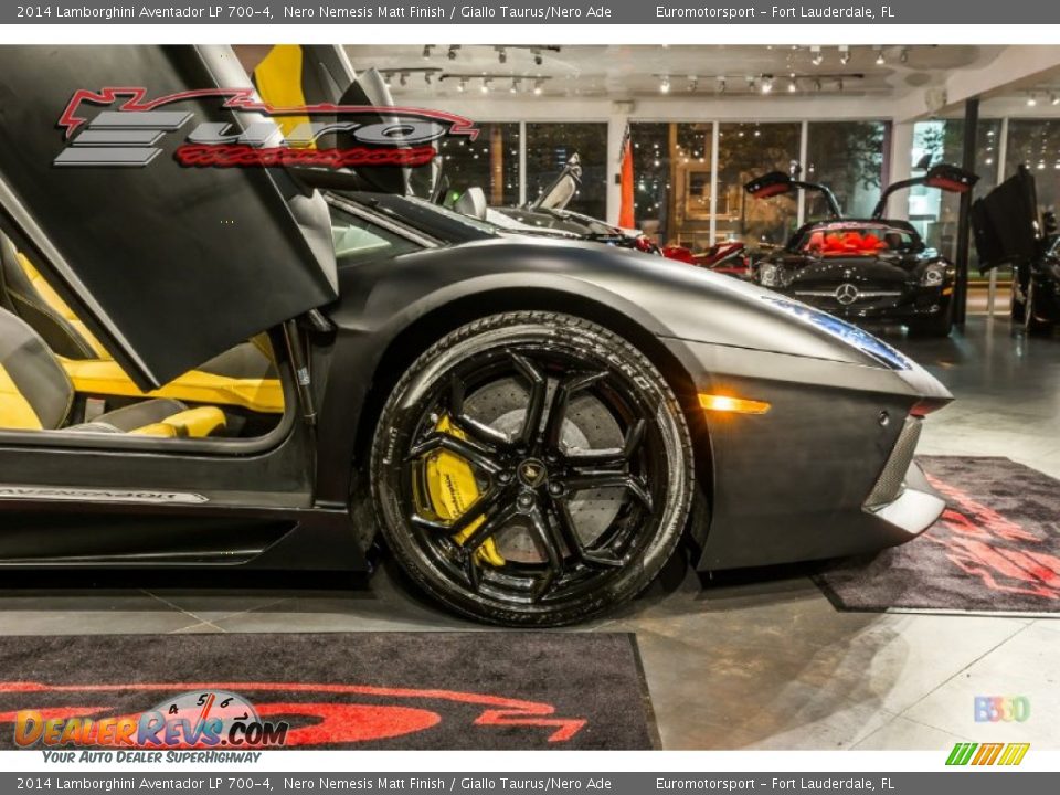2014 Lamborghini Aventador LP 700-4 Nero Nemesis Matt Finish / Giallo Taurus/Nero Ade Photo #12