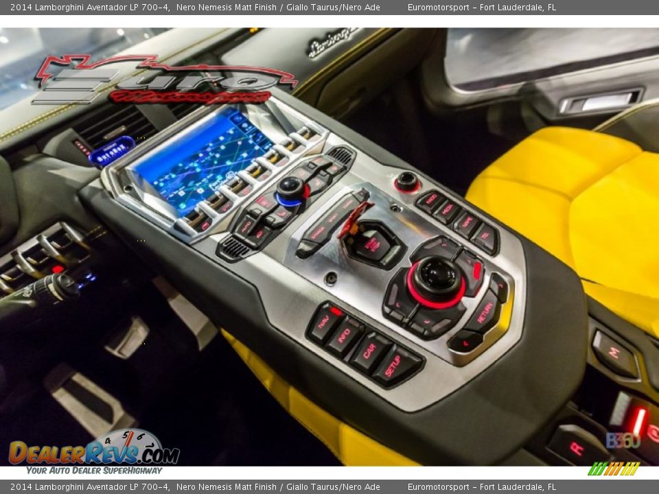 2014 Lamborghini Aventador LP 700-4 Nero Nemesis Matt Finish / Giallo Taurus/Nero Ade Photo #15