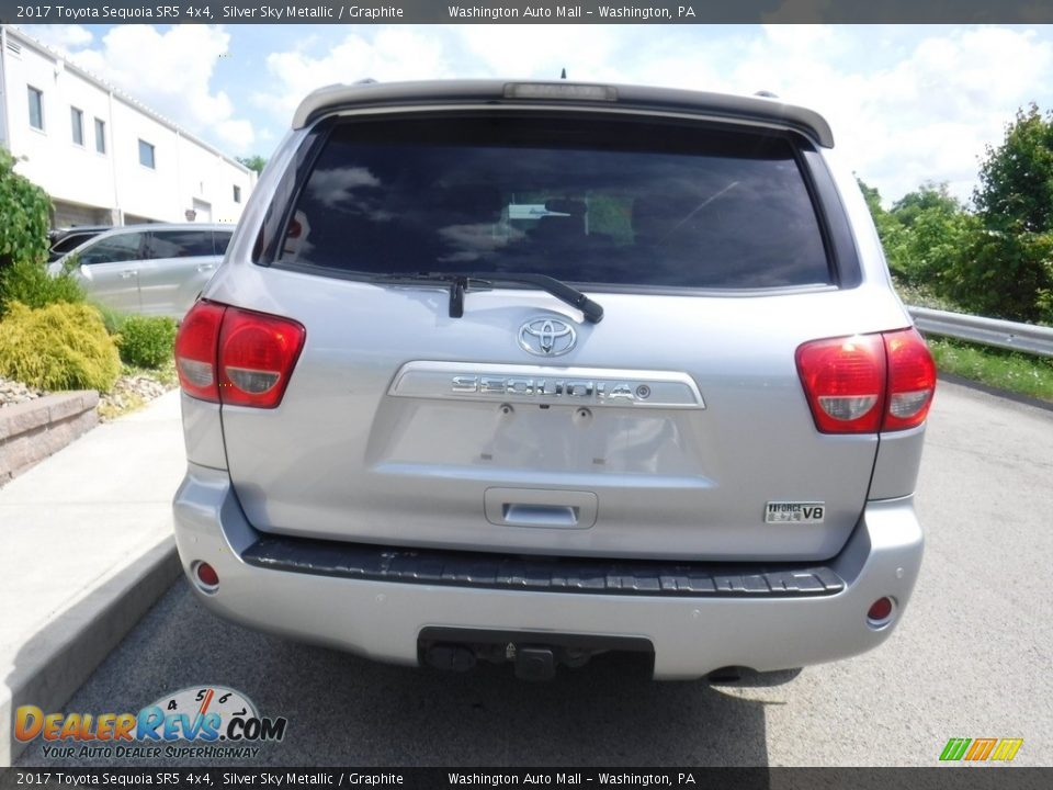 2017 Toyota Sequoia SR5 4x4 Silver Sky Metallic / Graphite Photo #16