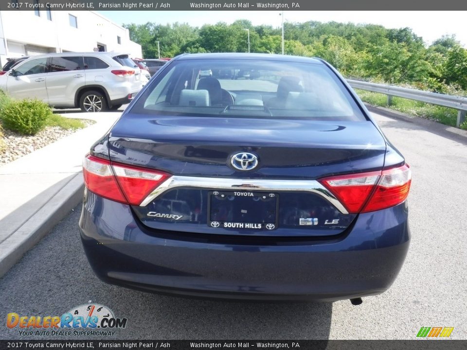 2017 Toyota Camry Hybrid LE Parisian Night Pearl / Ash Photo #14