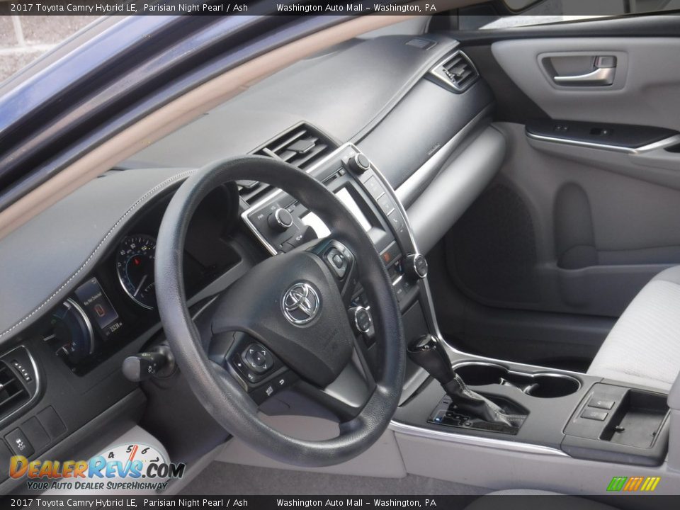 2017 Toyota Camry Hybrid LE Parisian Night Pearl / Ash Photo #18