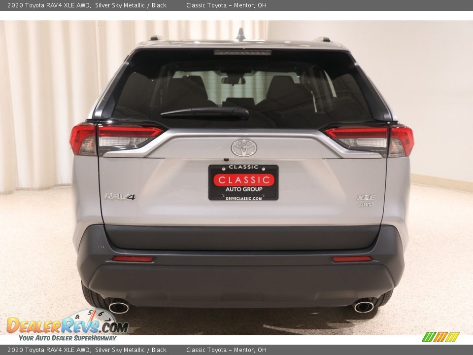 2020 Toyota RAV4 XLE AWD Silver Sky Metallic / Black Photo #20