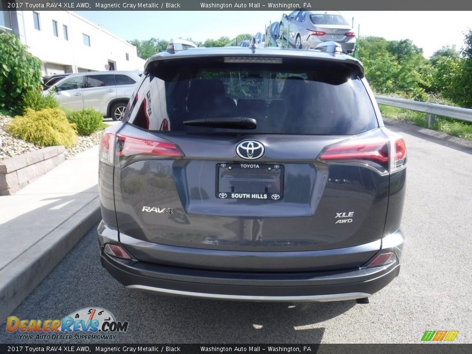 2017 Toyota RAV4 XLE AWD Magnetic Gray Metallic / Black Photo #15