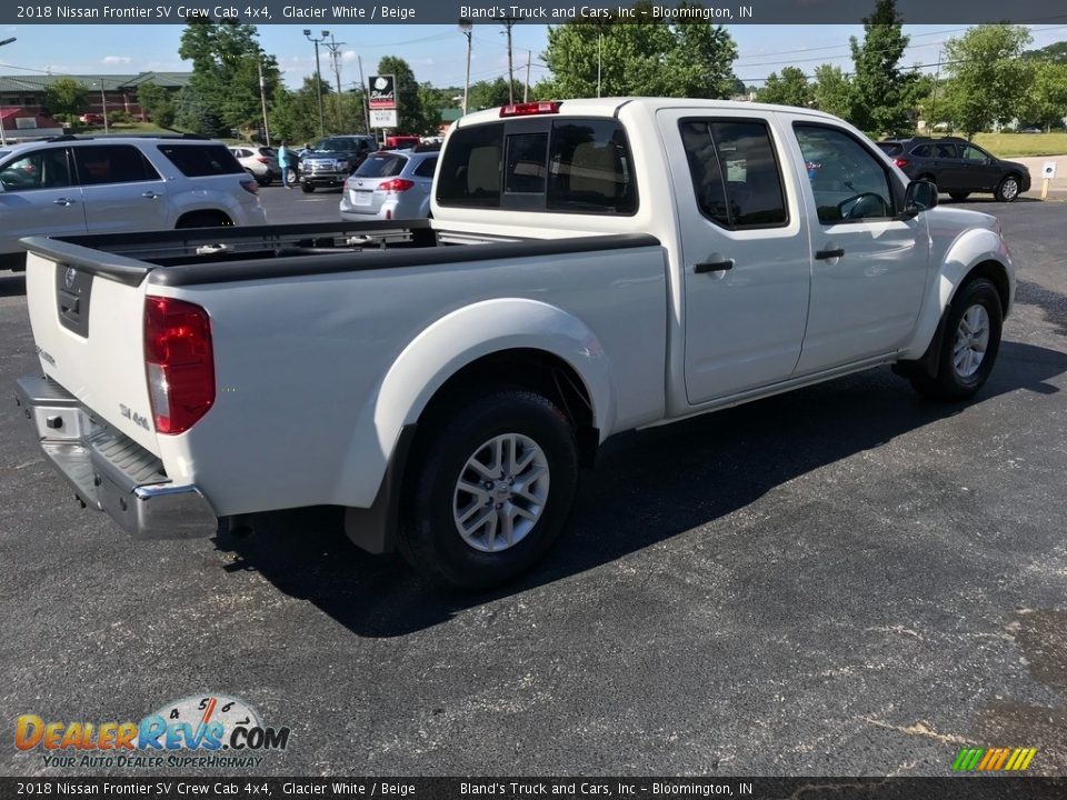 2018 Nissan Frontier SV Crew Cab 4x4 Glacier White / Beige Photo #6