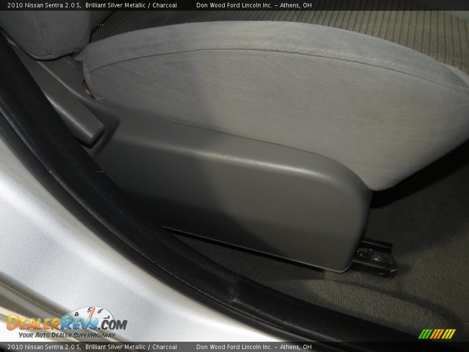 2010 Nissan Sentra 2.0 S Brilliant Silver Metallic / Charcoal Photo #25