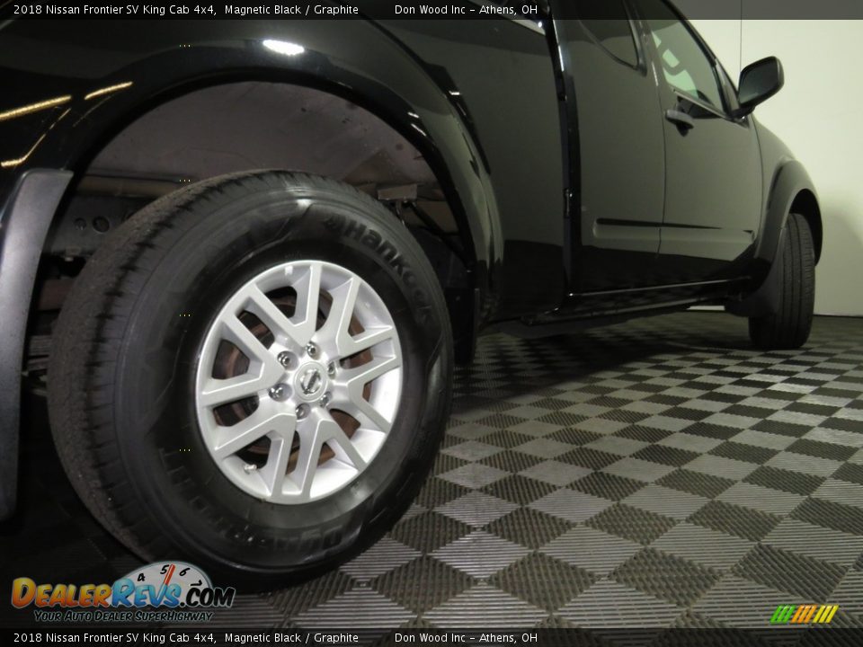 2018 Nissan Frontier SV King Cab 4x4 Magnetic Black / Graphite Photo #14