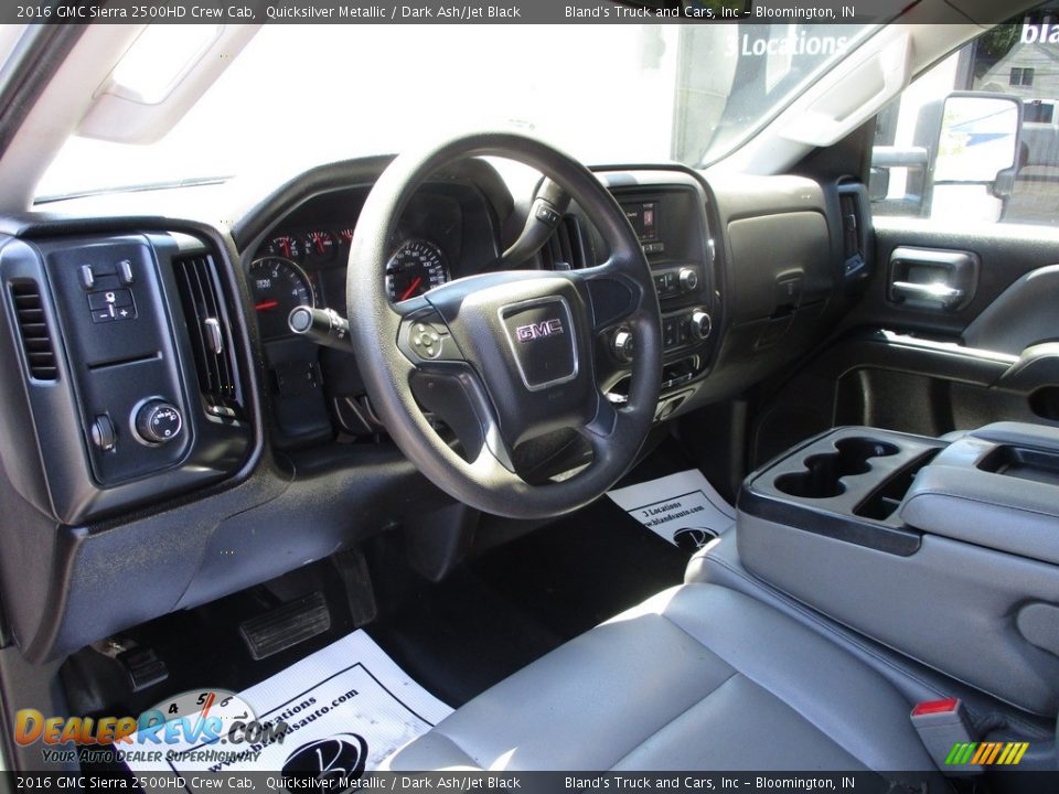 Dashboard of 2016 GMC Sierra 2500HD Crew Cab Photo #6