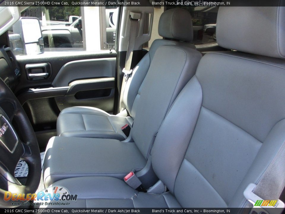 Front Seat of 2016 GMC Sierra 2500HD Crew Cab Photo #8