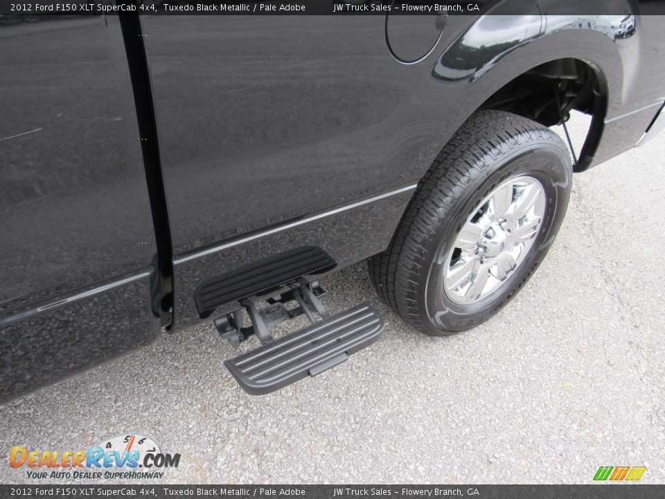 2012 Ford F150 XLT SuperCab 4x4 Tuxedo Black Metallic / Pale Adobe Photo #10