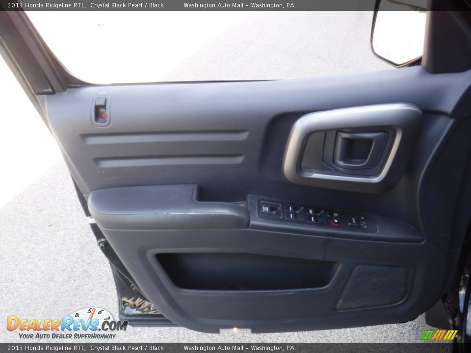 2013 Honda Ridgeline RTL Crystal Black Pearl / Black Photo #23
