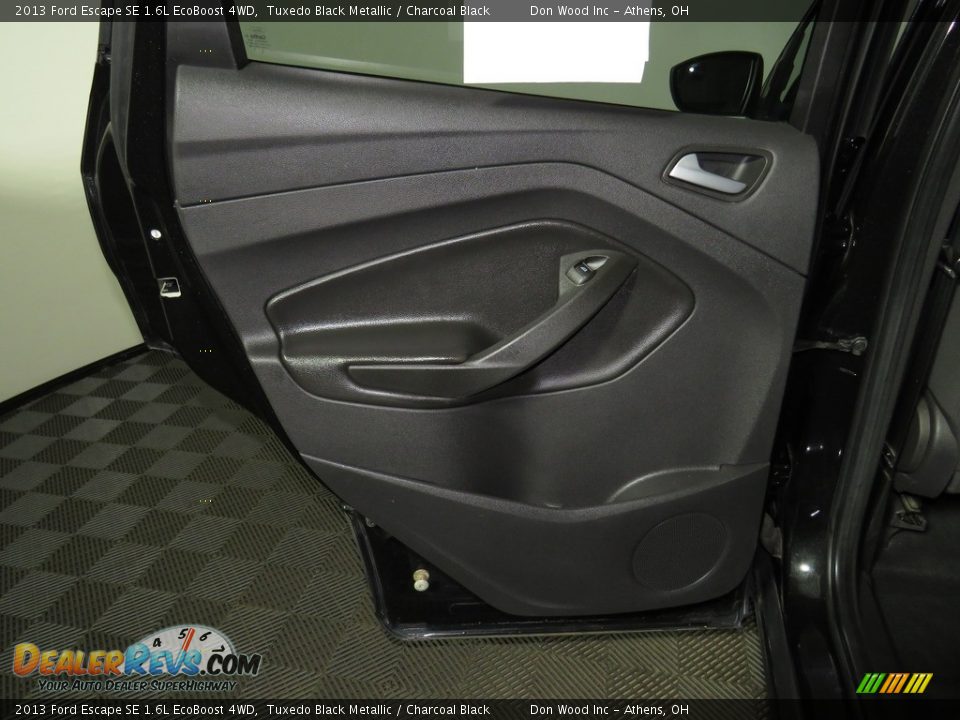 2013 Ford Escape SE 1.6L EcoBoost 4WD Tuxedo Black Metallic / Charcoal Black Photo #21