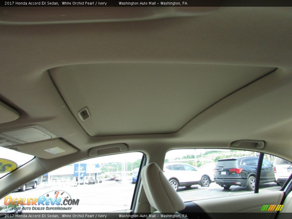 2017 Honda Accord EX Sedan White Orchid Pearl / Ivory Photo #11