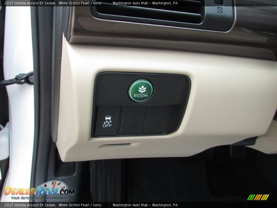 2017 Honda Accord EX Sedan White Orchid Pearl / Ivory Photo #13
