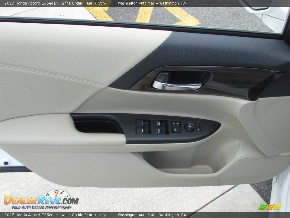 2017 Honda Accord EX Sedan White Orchid Pearl / Ivory Photo #14