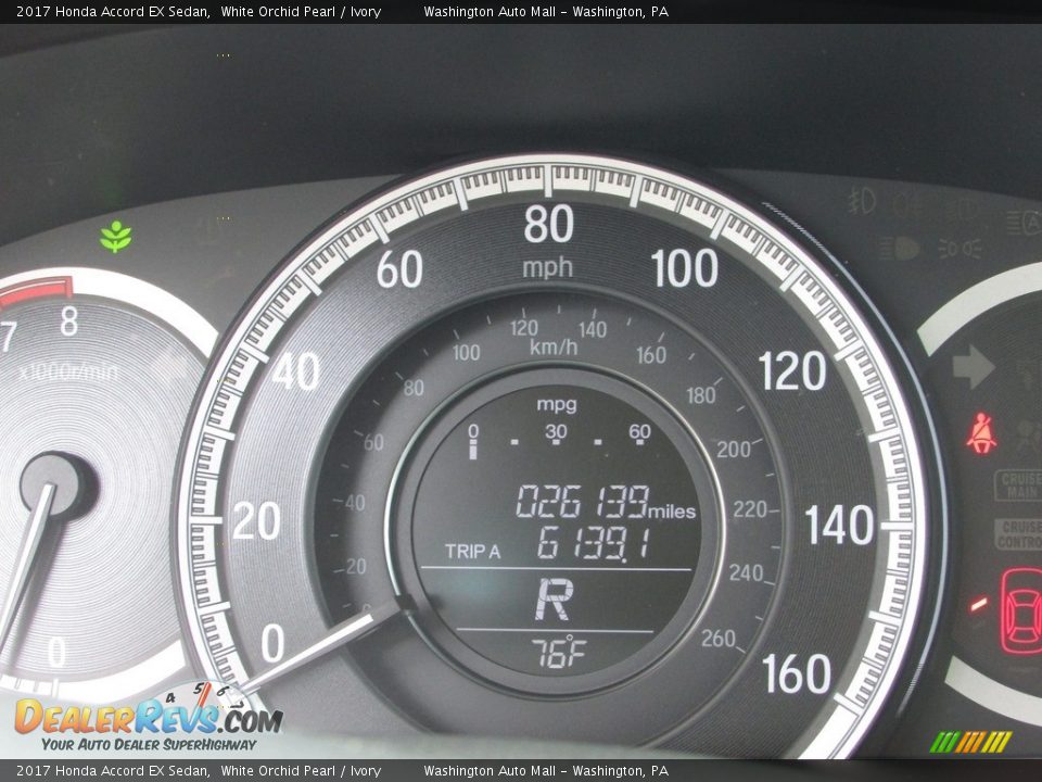 2017 Honda Accord EX Sedan White Orchid Pearl / Ivory Photo #30