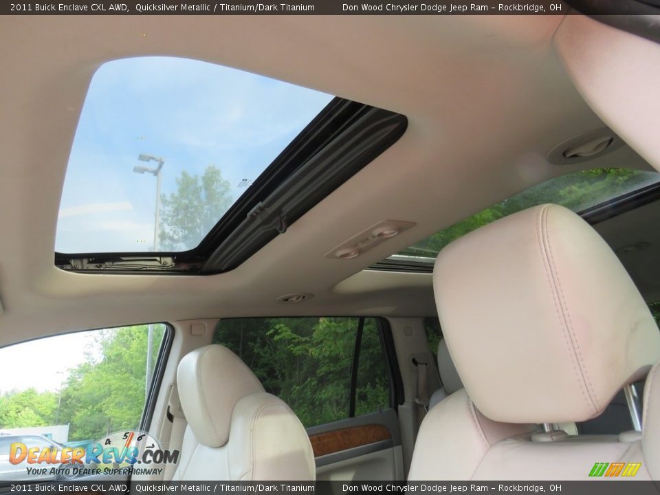 2011 Buick Enclave CXL AWD Quicksilver Metallic / Titanium/Dark Titanium Photo #2