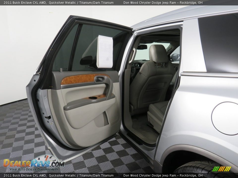 2011 Buick Enclave CXL AWD Quicksilver Metallic / Titanium/Dark Titanium Photo #33