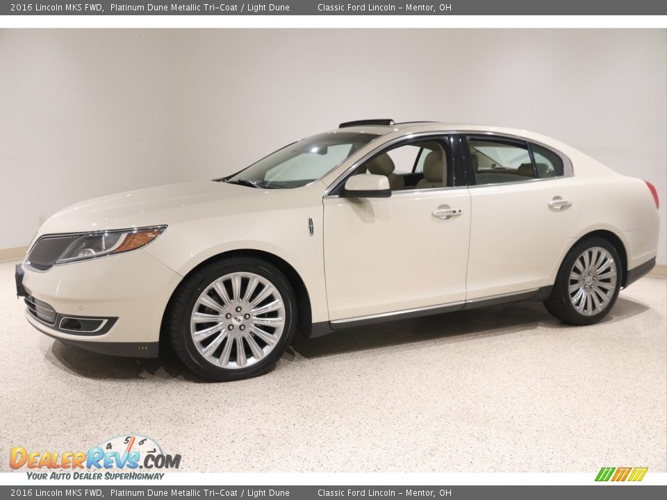 Platinum Dune Metallic Tri-Coat 2016 Lincoln MKS FWD Photo #3