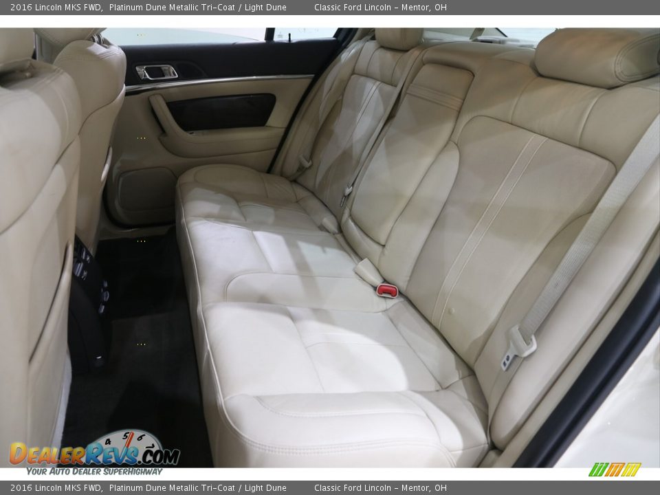 Rear Seat of 2016 Lincoln MKS FWD Photo #17