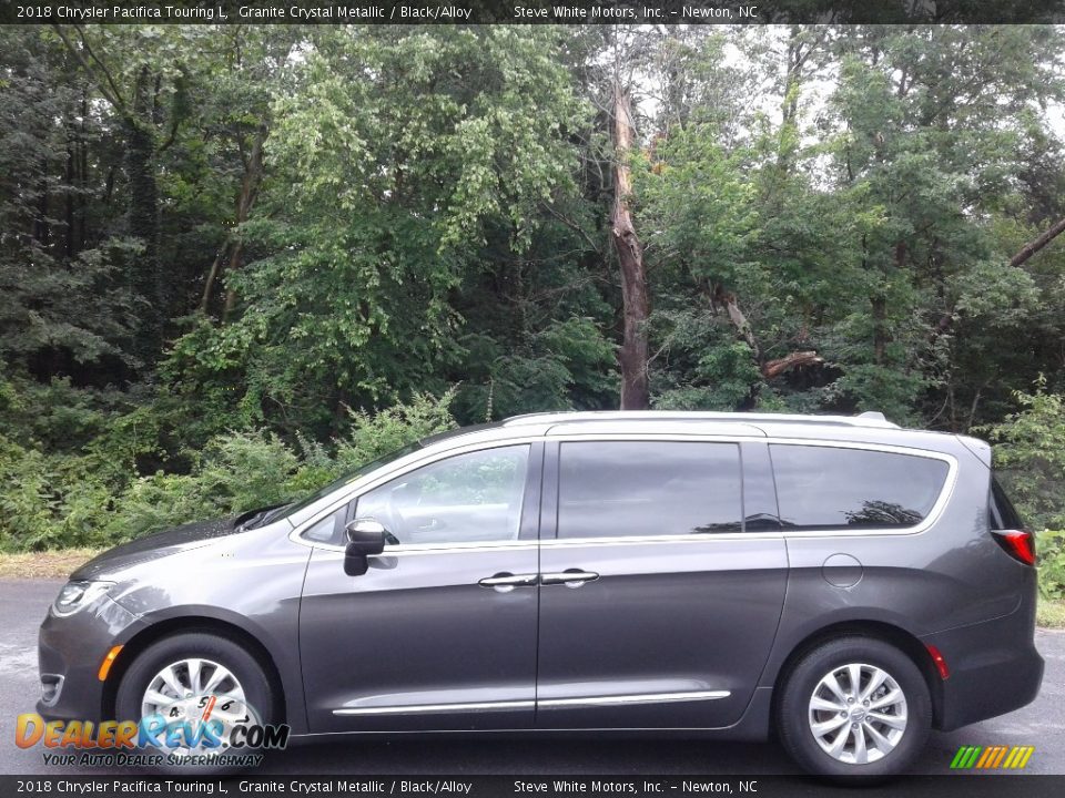 2018 Chrysler Pacifica Touring L Granite Crystal Metallic / Black/Alloy Photo #1