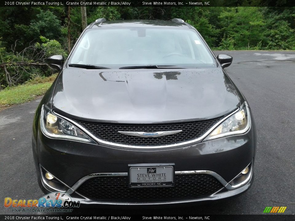 2018 Chrysler Pacifica Touring L Granite Crystal Metallic / Black/Alloy Photo #3