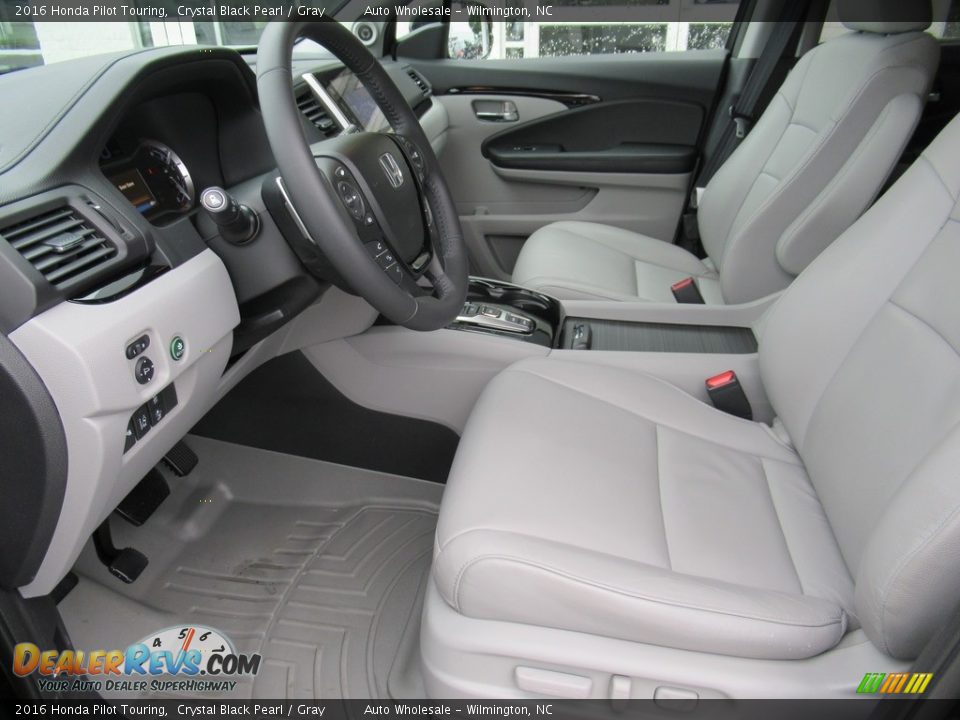 2016 Honda Pilot Touring Crystal Black Pearl / Gray Photo #12