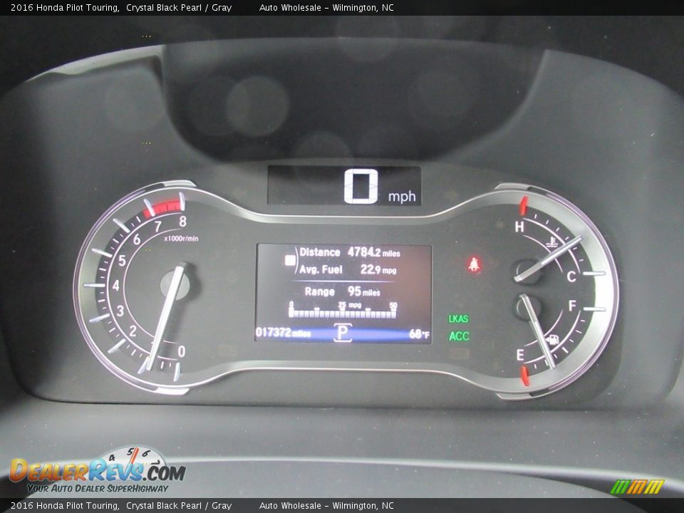 2016 Honda Pilot Touring Crystal Black Pearl / Gray Photo #16