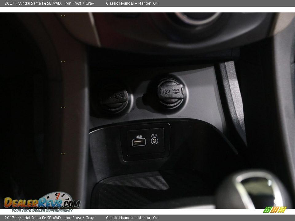 2017 Hyundai Santa Fe SE AWD Iron Frost / Gray Photo #12