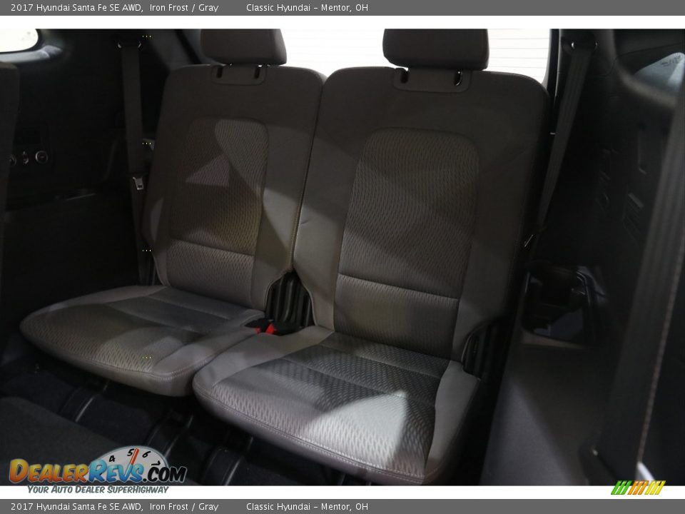 2017 Hyundai Santa Fe SE AWD Iron Frost / Gray Photo #16