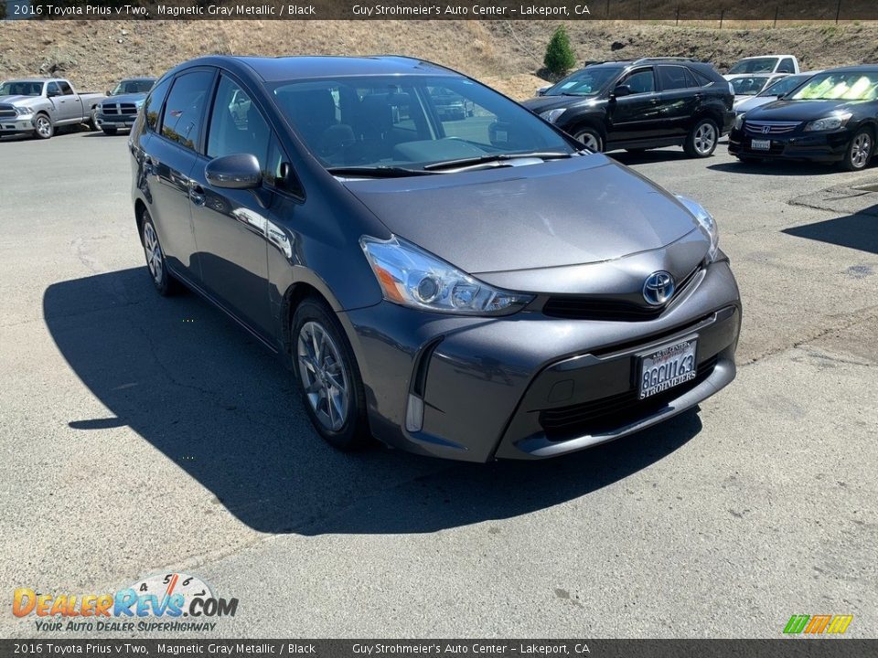 2016 Toyota Prius v Two Magnetic Gray Metallic / Black Photo #1