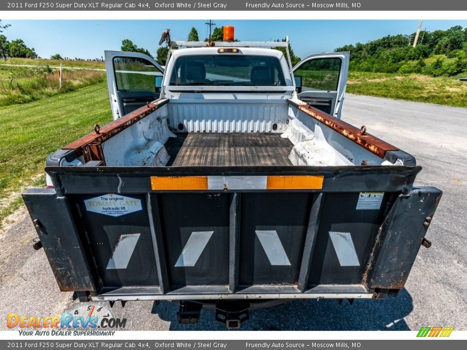 2011 Ford F250 Super Duty XLT Regular Cab 4x4 Oxford White / Steel Gray Photo #23