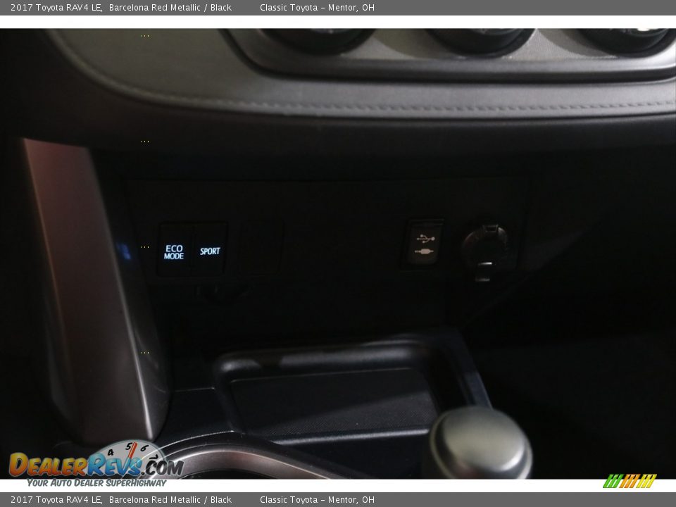 2017 Toyota RAV4 LE Barcelona Red Metallic / Black Photo #10
