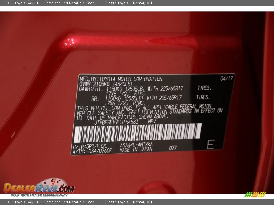 2017 Toyota RAV4 LE Barcelona Red Metallic / Black Photo #17