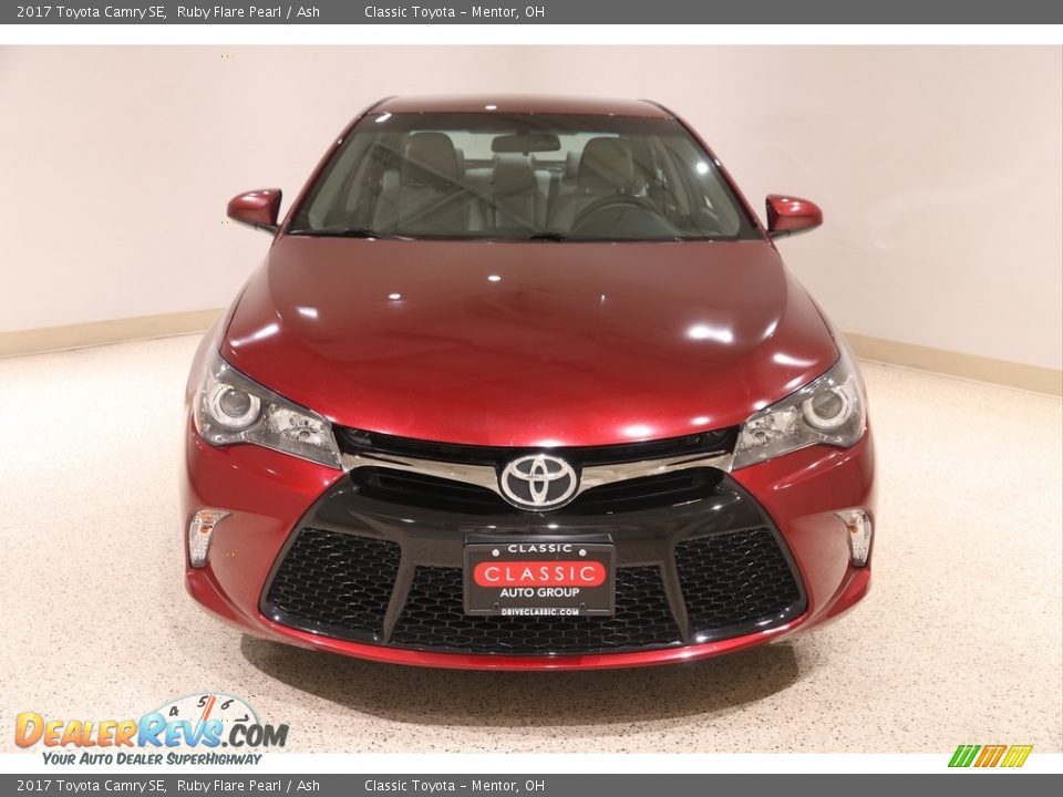 2017 Toyota Camry SE Ruby Flare Pearl / Ash Photo #2