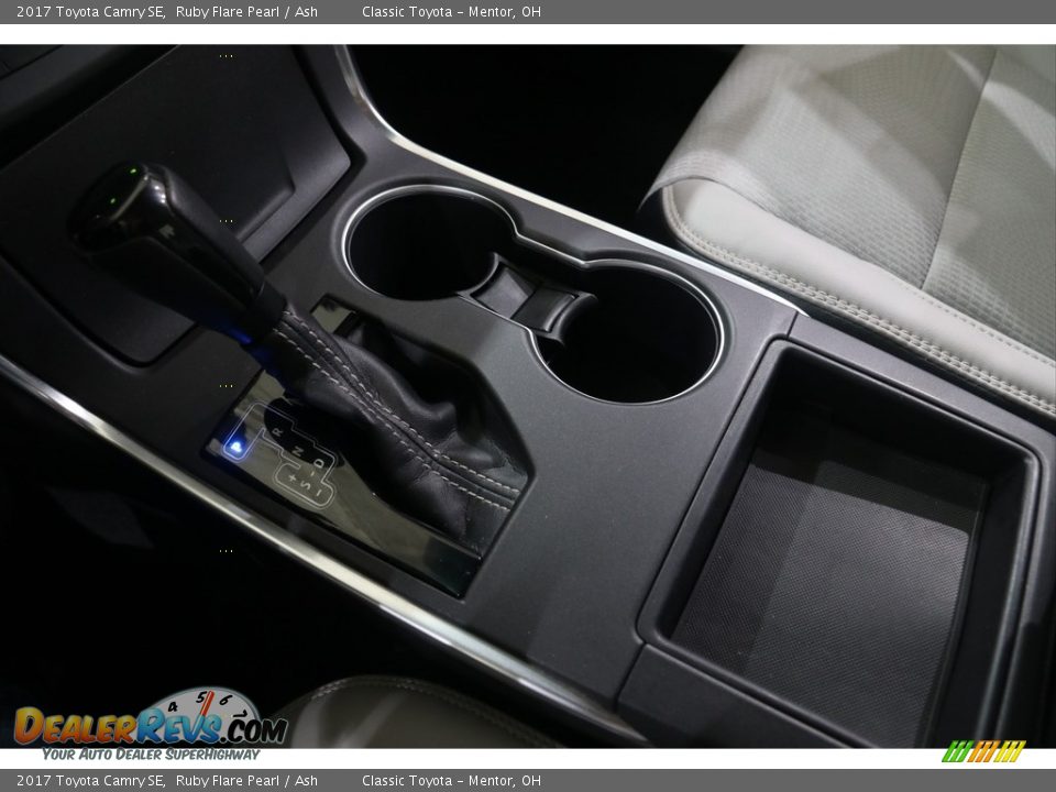 2017 Toyota Camry SE Ruby Flare Pearl / Ash Photo #15