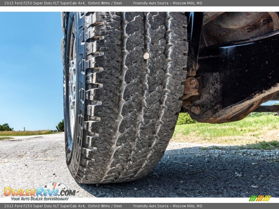 2013 Ford F250 Super Duty XLT SuperCab 4x4 Oxford White / Steel Photo #16