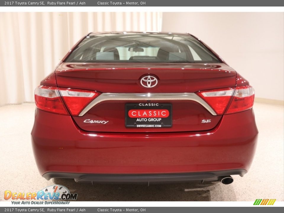 2017 Toyota Camry SE Ruby Flare Pearl / Ash Photo #19