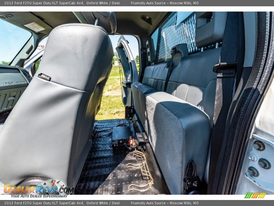2013 Ford F250 Super Duty XLT SuperCab 4x4 Oxford White / Steel Photo #23