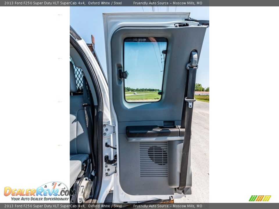 2013 Ford F250 Super Duty XLT SuperCab 4x4 Oxford White / Steel Photo #25
