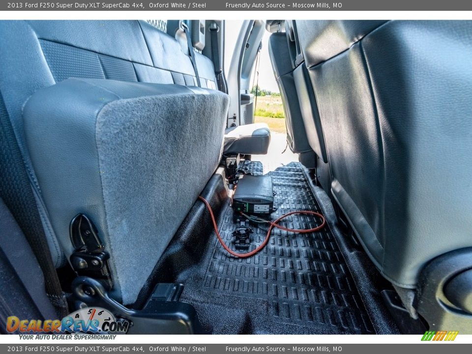 2013 Ford F250 Super Duty XLT SuperCab 4x4 Oxford White / Steel Photo #30