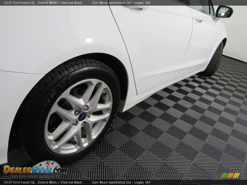 2015 Ford Fusion SE Oxford White / Charcoal Black Photo #11